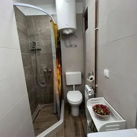 Oasis In Center Of Vracar Βελιγράδι