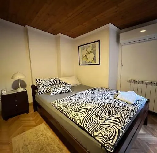 Oasis In Center Of Vracar * 베오그라드